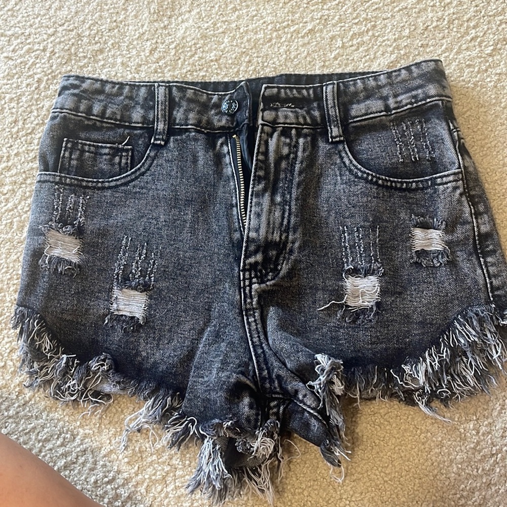 SHEIN Shorts. Never worn. Black